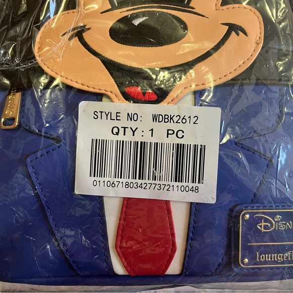 NWT D23 x Amazon Mickey Mouse One: Walt’s Plane - Pilot Mickey Backpack - Picture 8 of 16